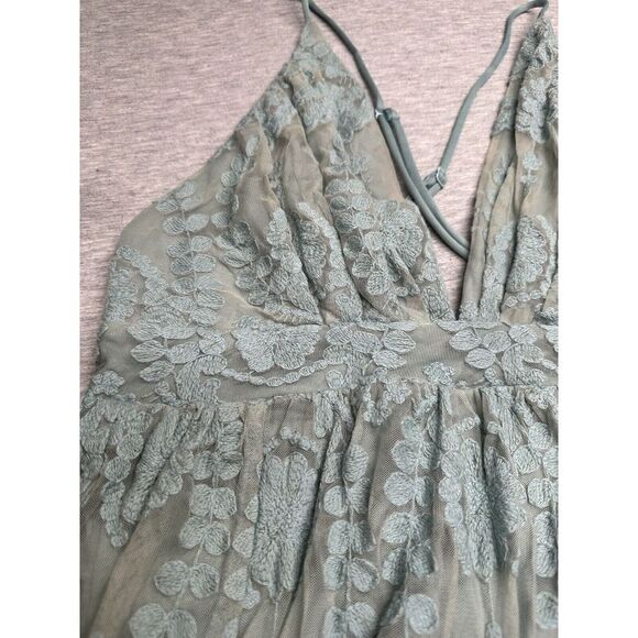 Wishlist‎ Apparel Lace Embroidered Deep V Maxi Ice Blue S - Picture 5 of 9